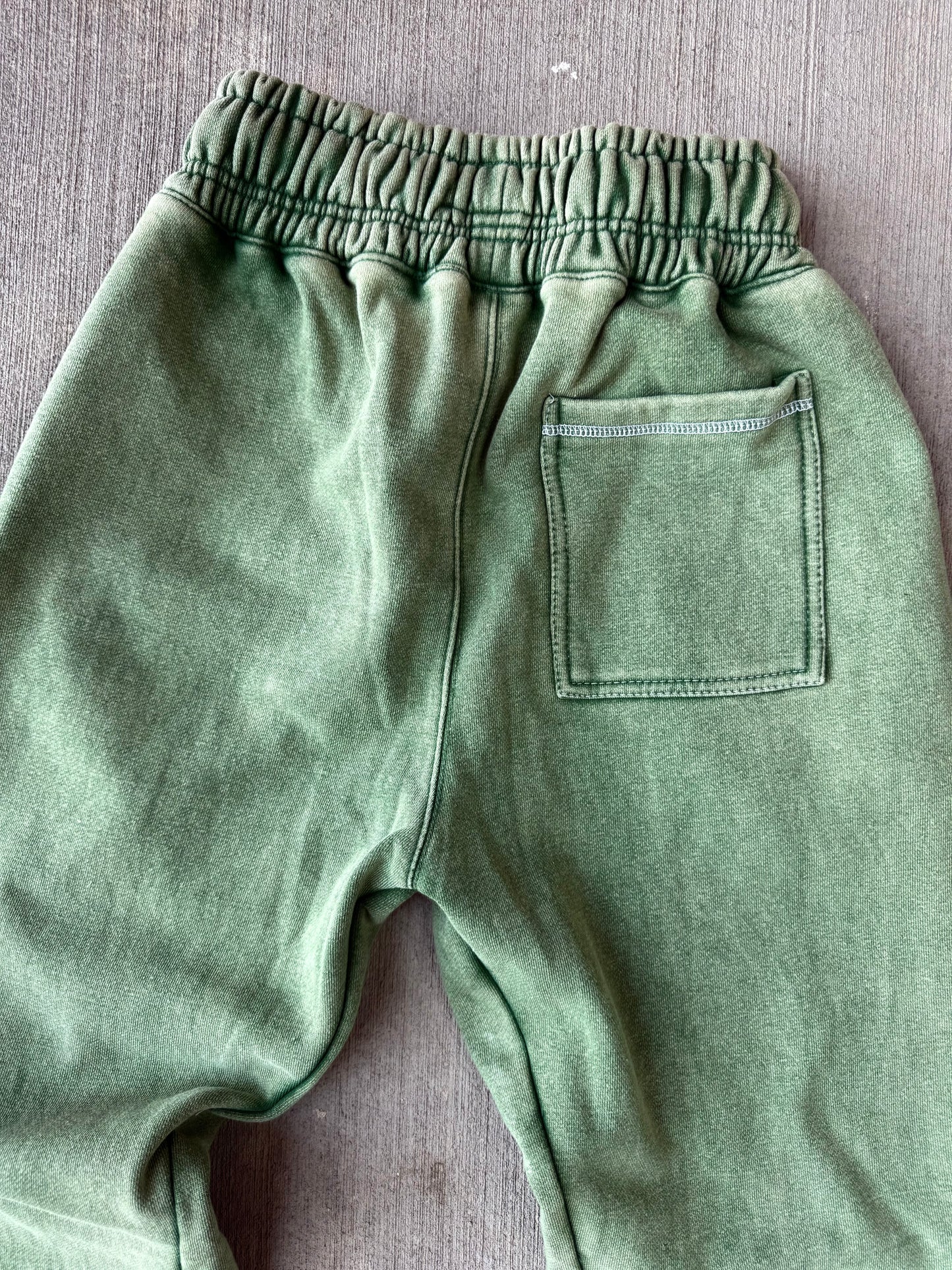 MT "Vault" Green sweats