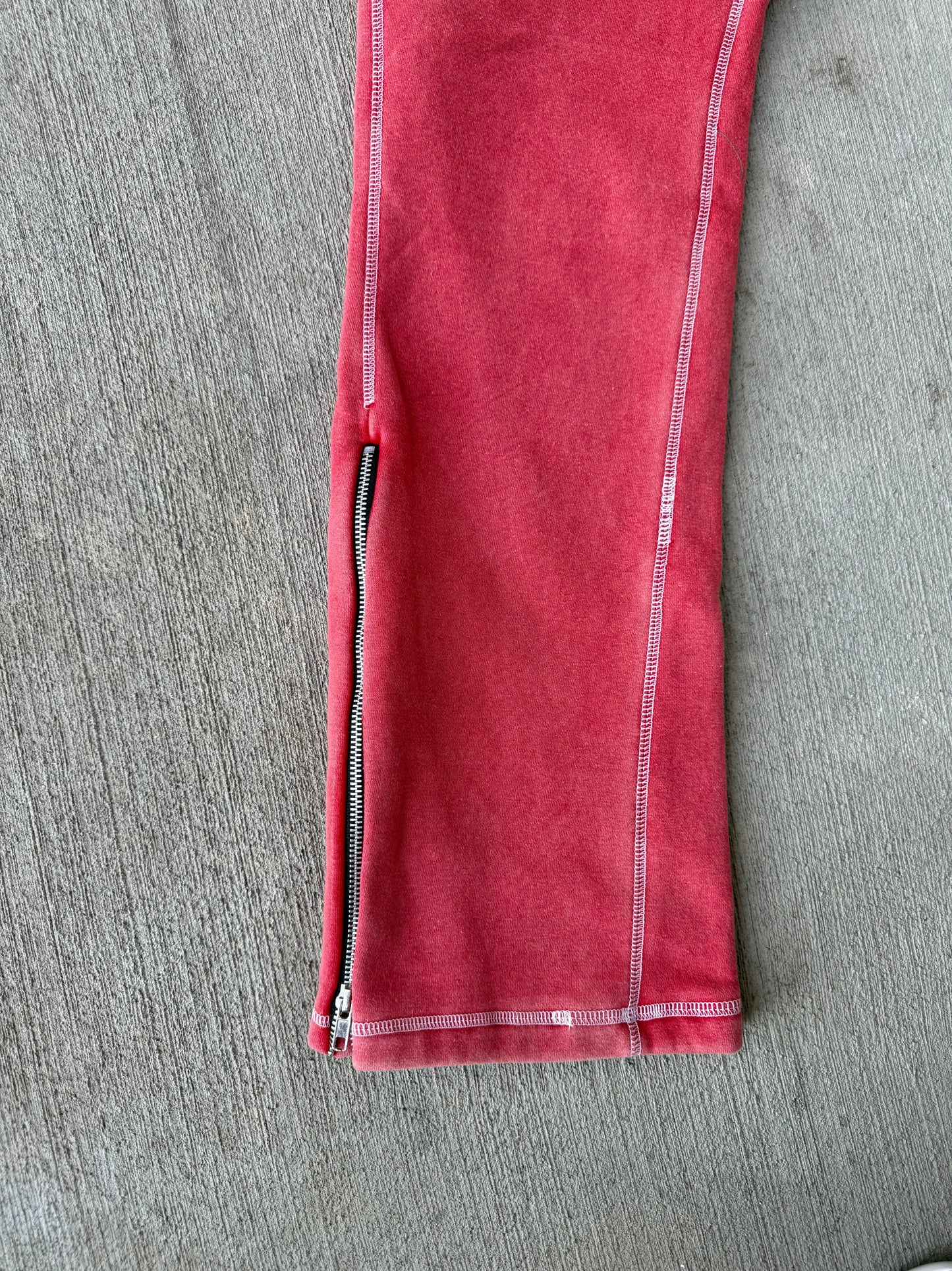 MT "Vault" Red sweats