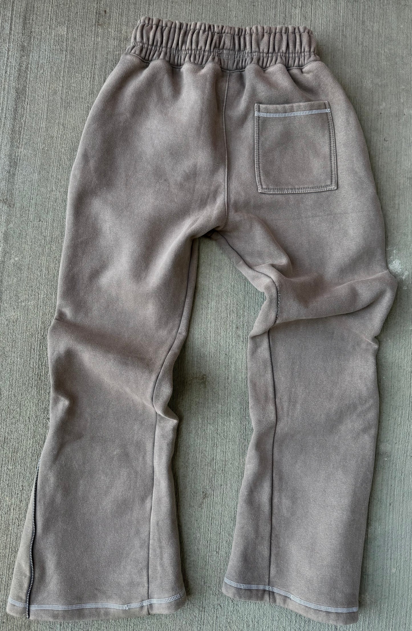 MT "Vault" Gray sweats